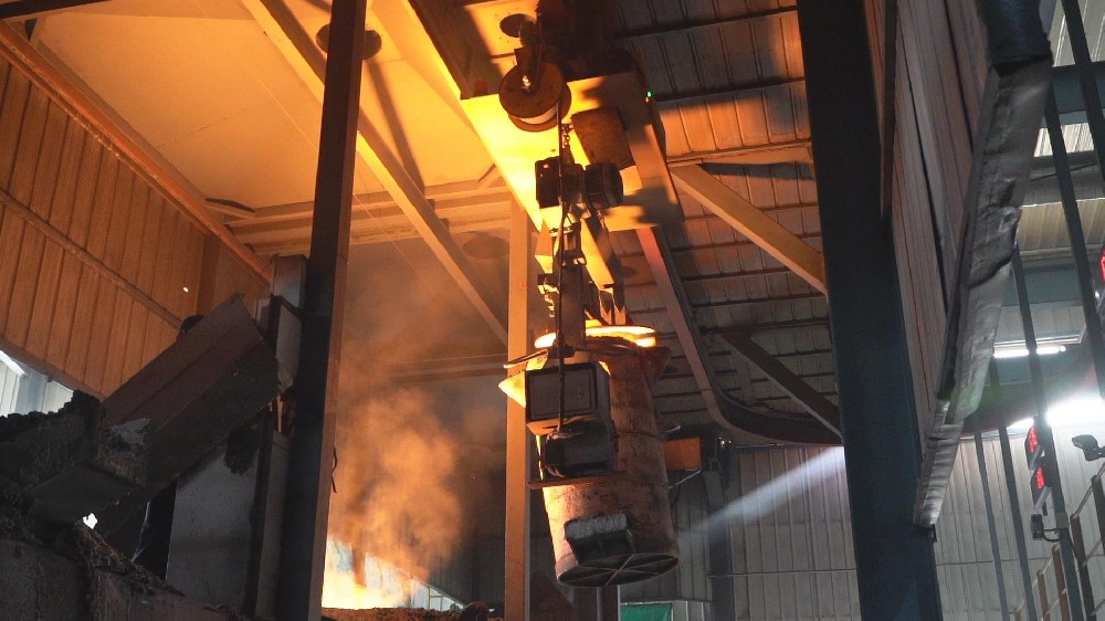 鐵水自動(dòng)運(yùn)轉(zhuǎn)